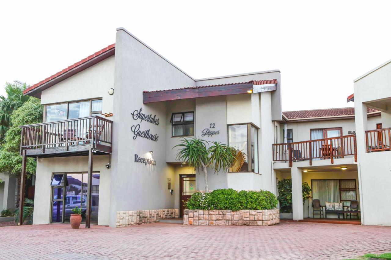 Supertubes Guesthouse Jeffreys Bay Esterno foto